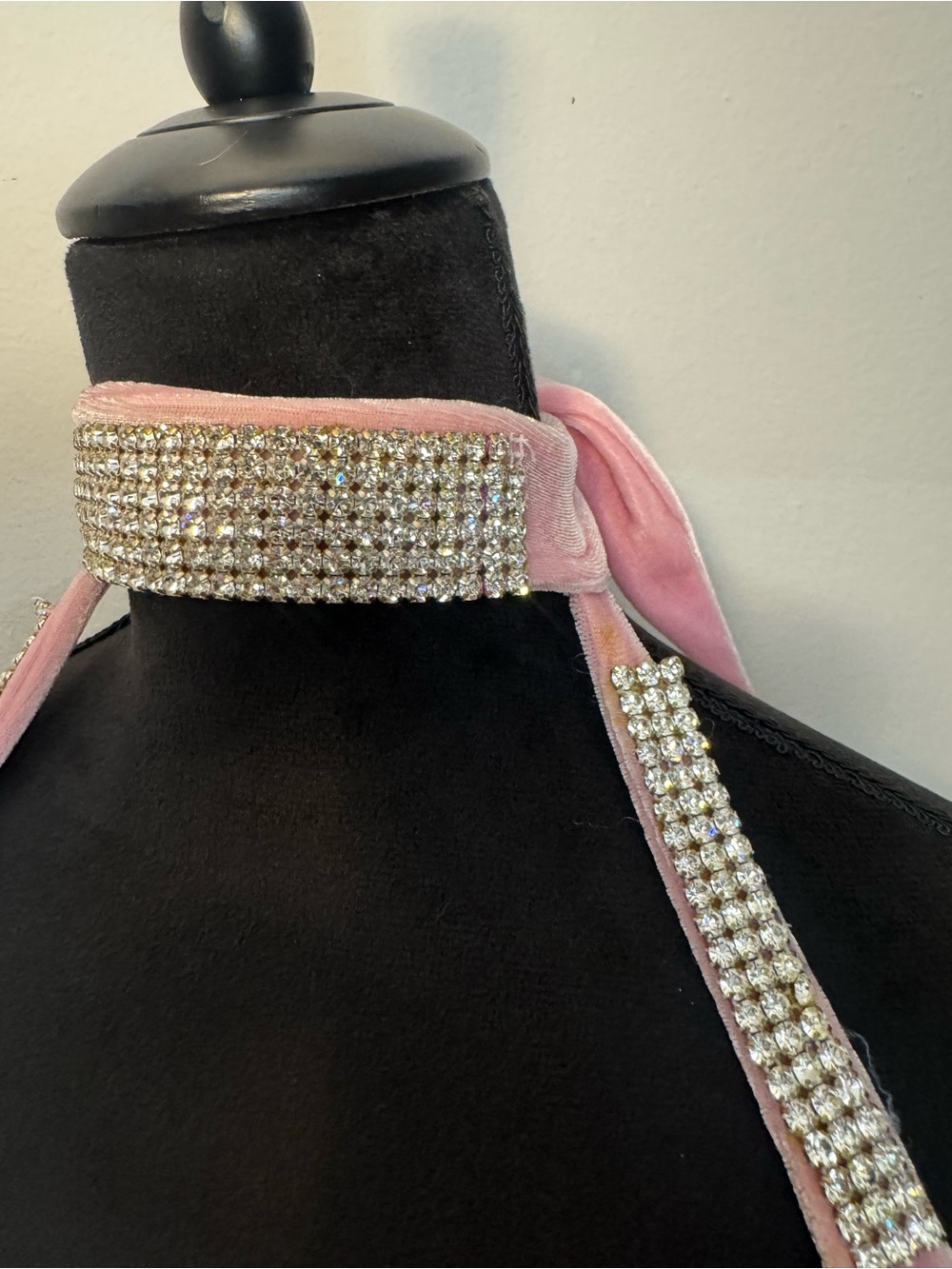 Pink Halter Mini Dress with Jewel Choker - Picture 4 of 6